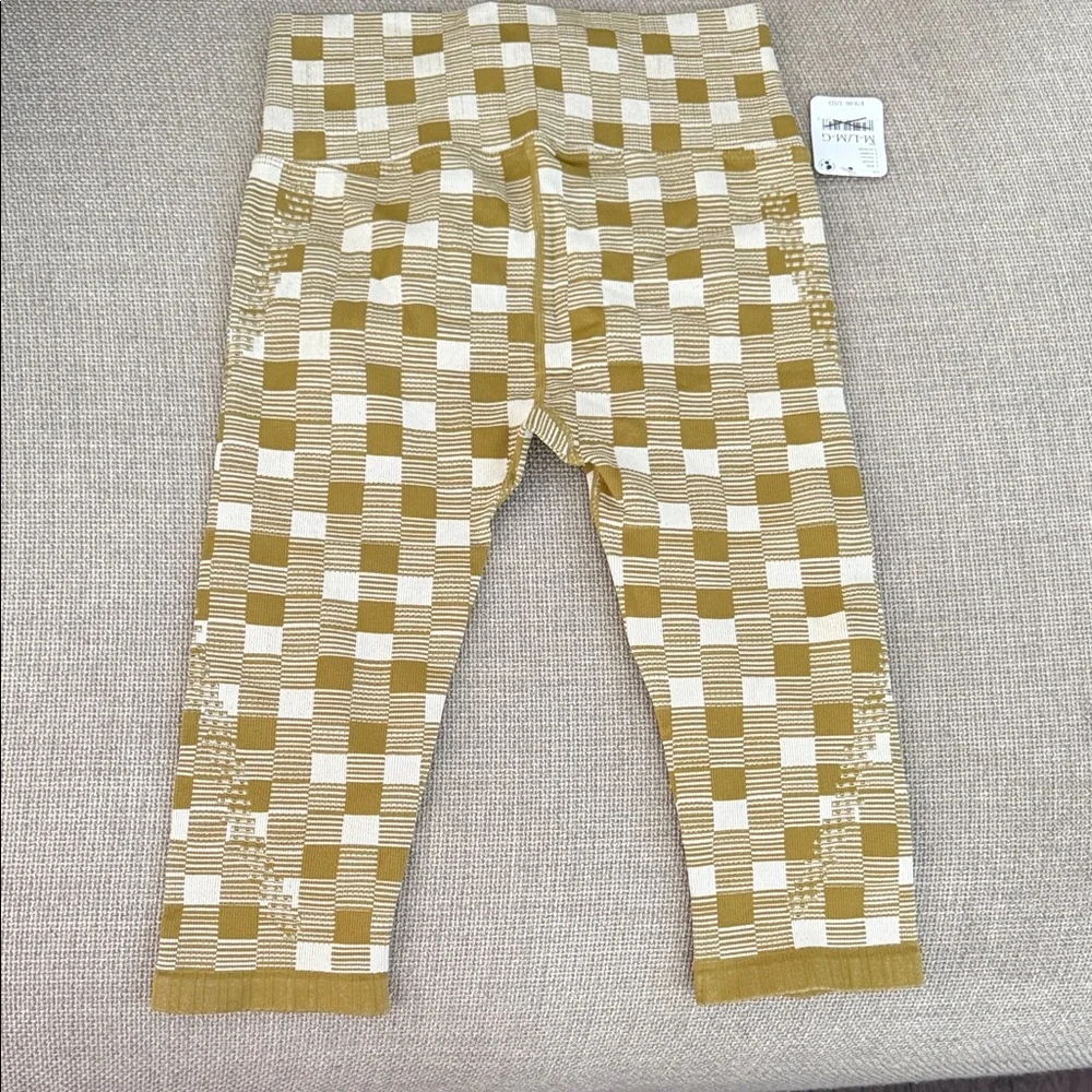 NWT Free People Movement Good Karma Lime/Vert Capri Leggings Size M-L